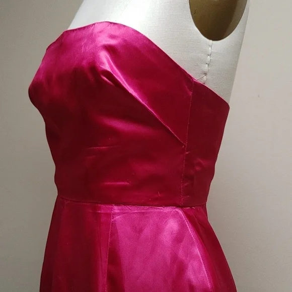 Marilyn Monroe Look Fuschia Satin Strapless Dress XS-S - Picture 9 of 11